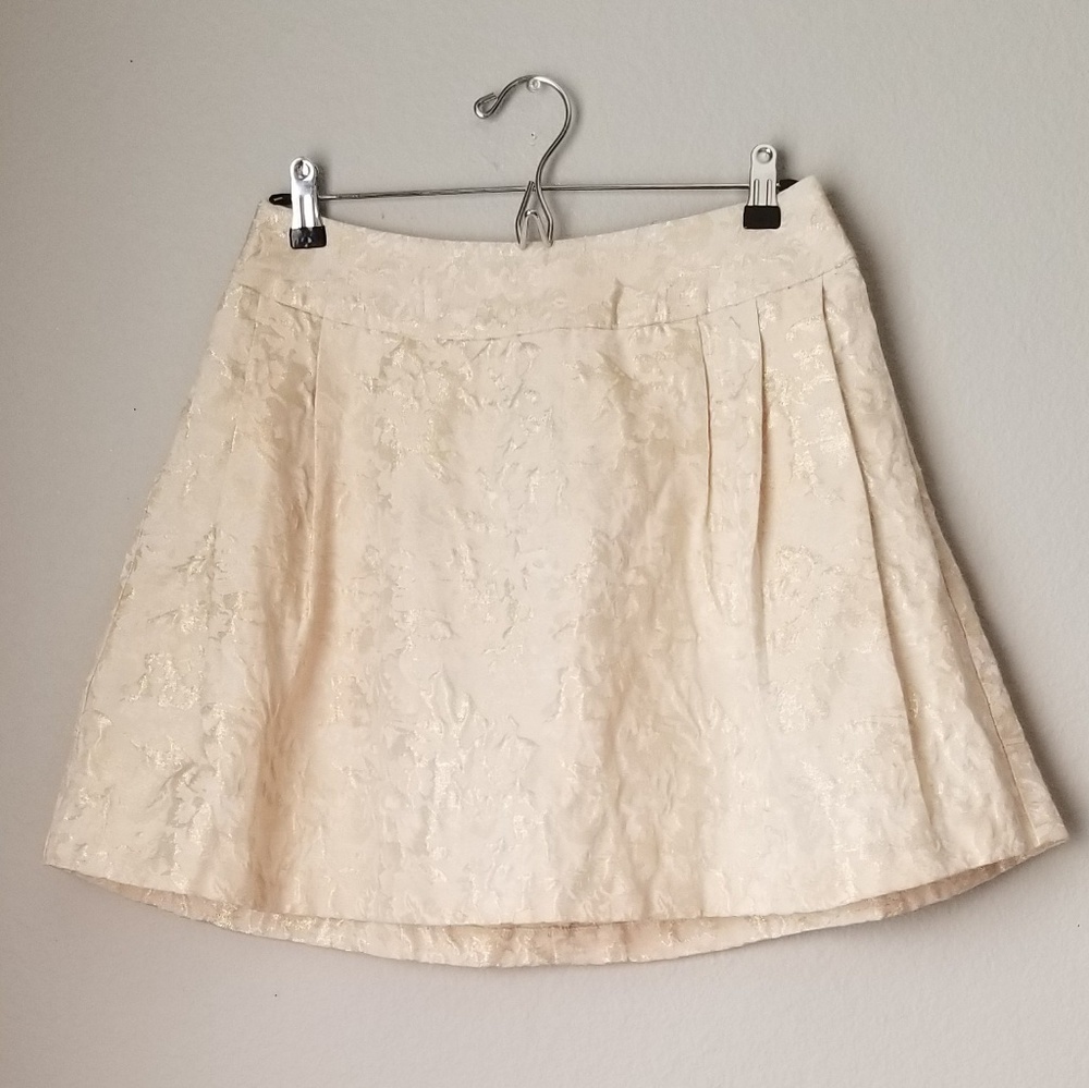 JENNIFER LOPEZ Gold Skater Skirt